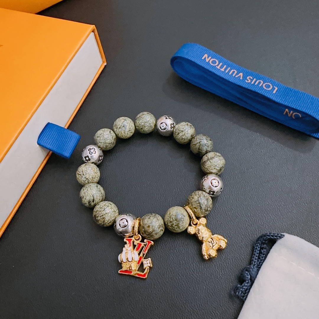 LV Bracelet 03lyr430